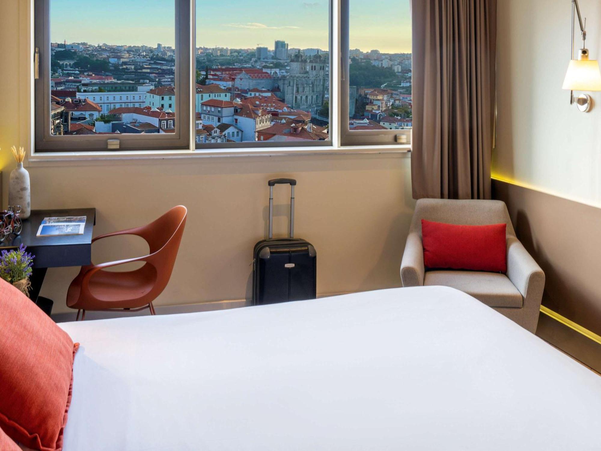 Mercure Centro Santa Catarina 4* Oporto